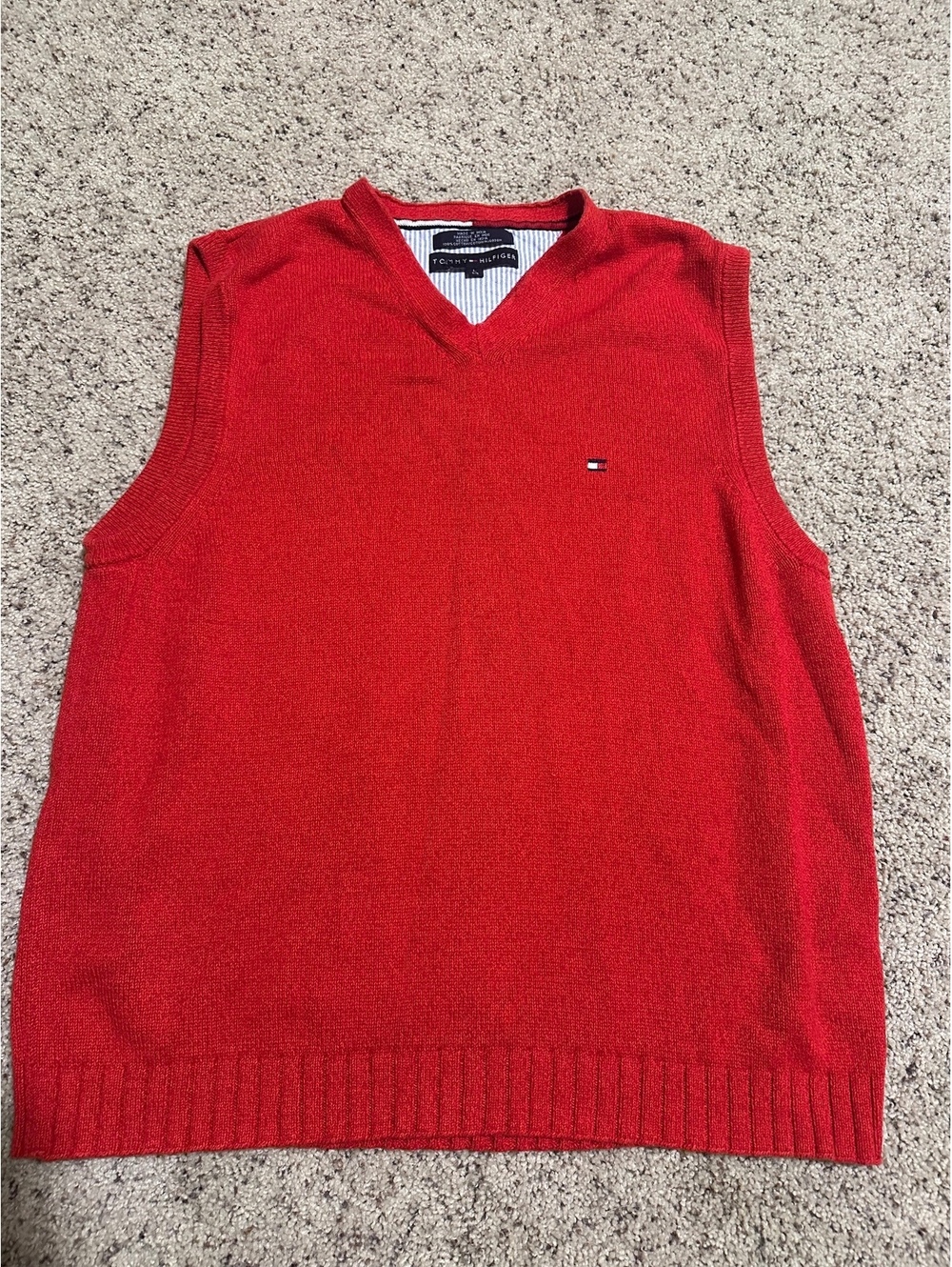Tommy Hilfiger Men's Red V-Neck Sweater Vest Size L 100% Cotton